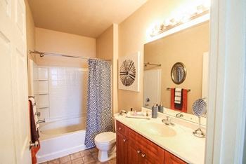 Soaking tubs